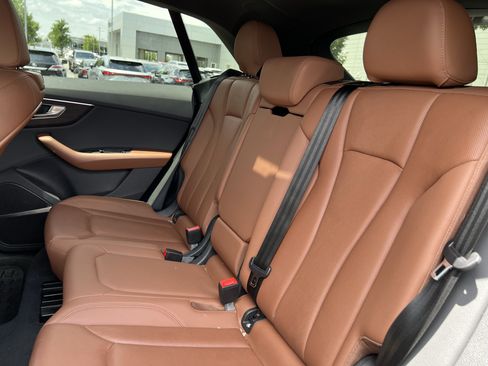 Used 2019 Audi Q8 Prestige AWD/4WD image 34