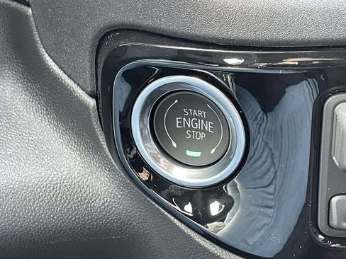 New 2026 GMC Sierra 1500 Elevation image 25