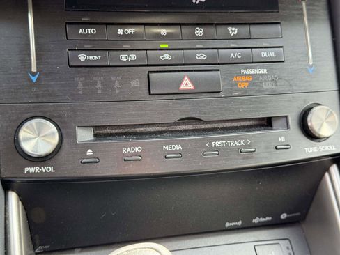 Used 2017 Lexus IS 300 IS 300 AWD AWD w/ Premium Package image 28