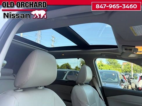 Used 2023 Nissan Rogue SL w/ SL Premium Package AWD/4WD image 16