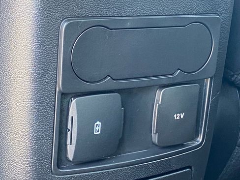 Certified 2023 Ford Explorer XLT w/ Equipment Group 202A image 20