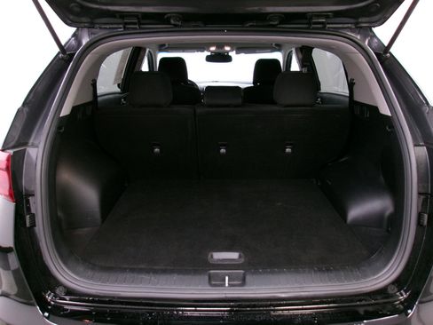 Used 2020 Kia Sportage LX image 11