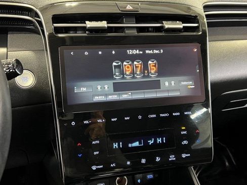 Used 2022 Hyundai Tucson Limited image 42