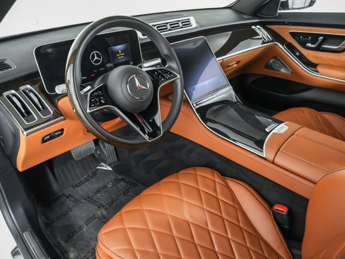 Used 2024 Mercedes-Benz S 580 4MATIC Sedan image 19