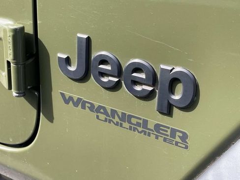Used 2022 Jeep Wrangler Unlimited Sport image 9