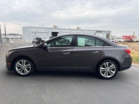 Used 2011 Chevrolet Cruze LTZ FWD image 6