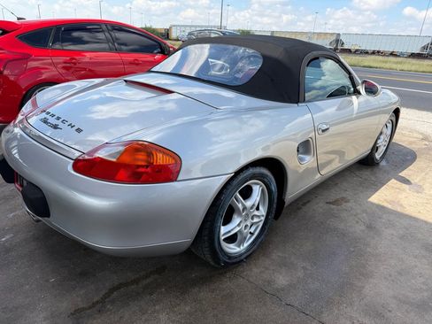 Used 1998 Porsche Boxster image 10