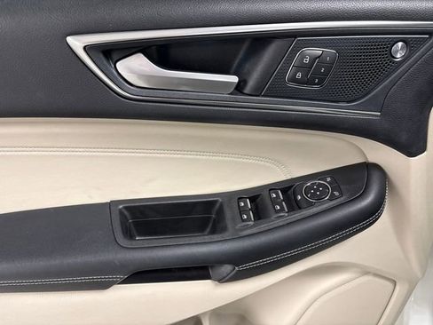 Used 2021 Ford Edge Titanium w/ Class II Trailer Tow Package image 11