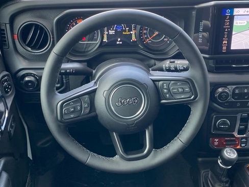 New 2025 Jeep Wrangler Unlimited Rubicon w/ Steel Bumper Group image 37