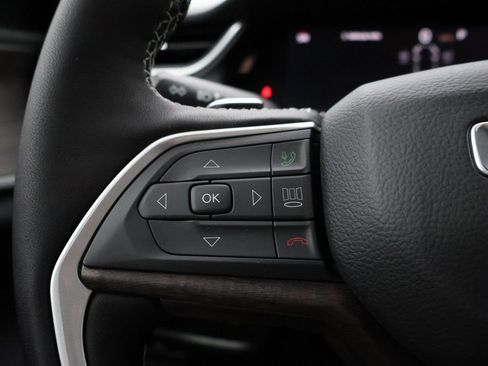 New 2025 Jeep Grand Cherokee L Limited image 28