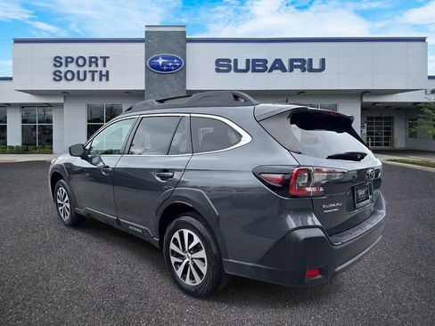 Used 2024 Subaru Outback Premium AWD/4WD image 5