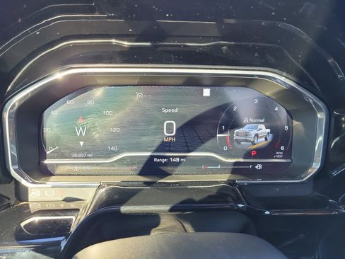 Used 2023 GMC Sierra 1500 Elevation image 31