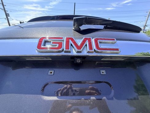 Used 2017 GMC Acadia SLE FWD image 59