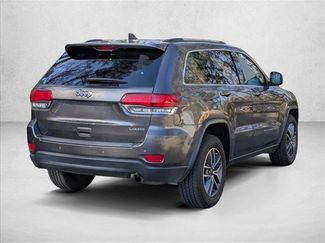 Used 2020 Jeep Grand Cherokee Laredo w/ 18" Wheel & 8.4" Radio Group video 2