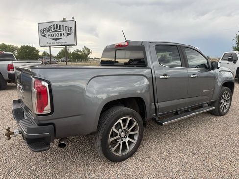 Used 2022 GMC Canyon Denali AWD/4WD image 10