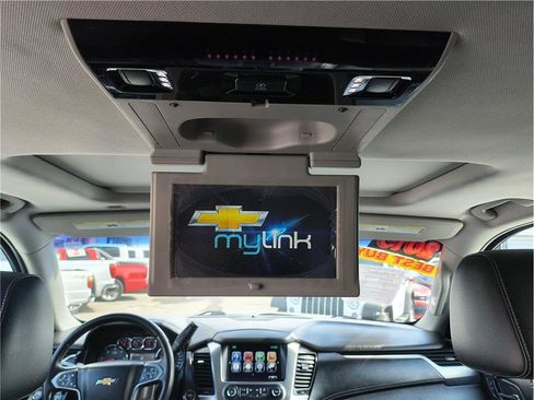 Used 2015 Chevrolet Suburban LTZ image 13
