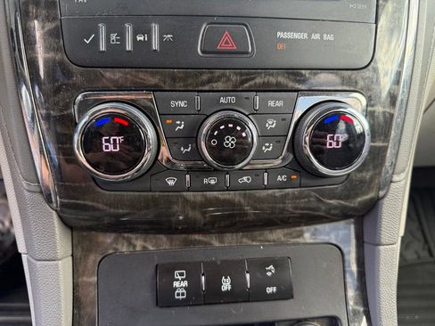 Used 2014 Buick Enclave Convenience FWD image 14