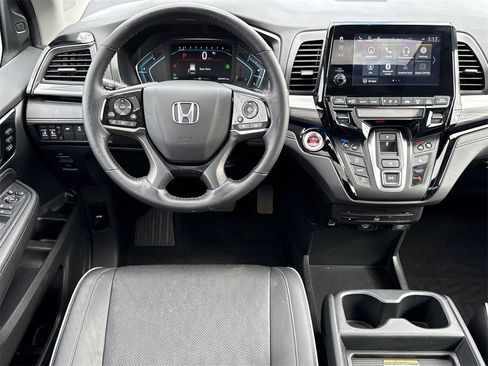 Certified 2023 Honda Odyssey Elite image 18