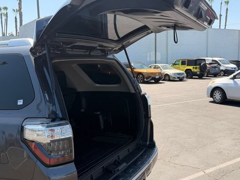 Used 2021 Toyota 4Runner Limited RWD image 8
