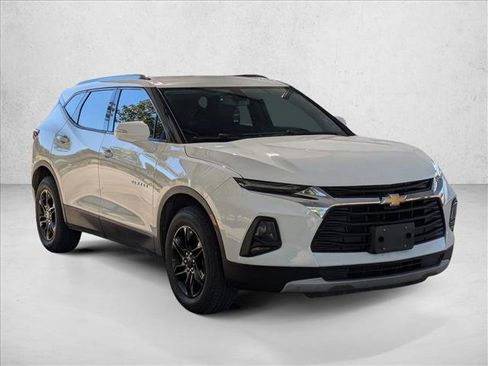 Used 2020 Chevrolet Blazer LT image 3