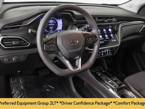 Used 2023 Chevrolet Bolt EUV LT w/ Comfort Package FWD image 5