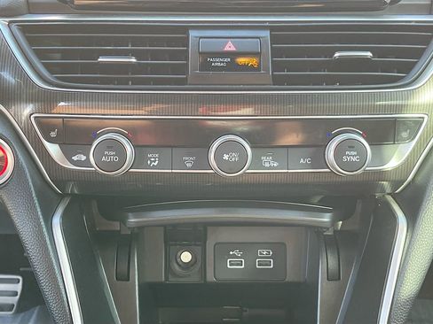 Used 2021 Honda Accord Sport image 16