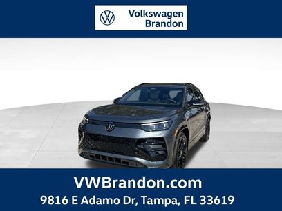 New 2025 Volkswagen Tiguan SE R-Line