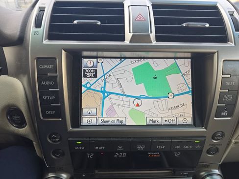 Used 2012 Lexus GX 460 image 18
