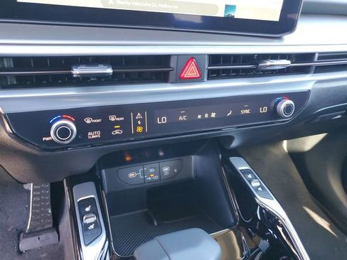 New 2026 Kia Sorento SX FWD image 25
