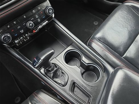 Used 2024 Dodge Durango GT image 26