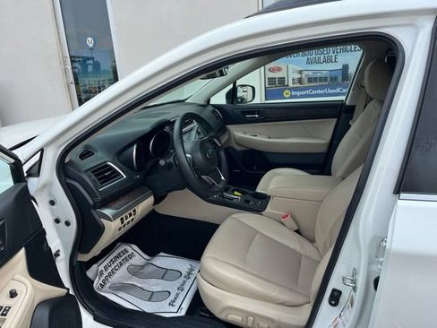 Used 2019 Subaru Outback 2.5i Limited AWD/4WD image 9