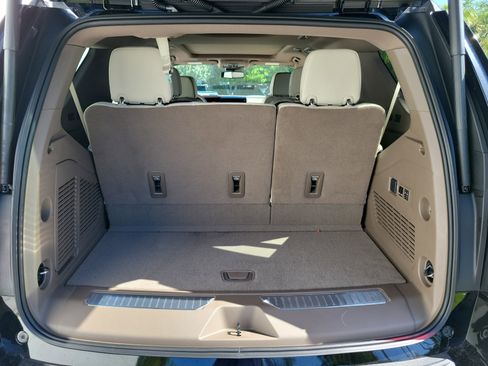 New 2026 GMC Yukon Denali RWD image 9
