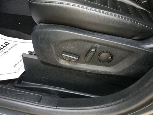 Used 2021 Ford Edge SEL w/ Convenience Package image 8