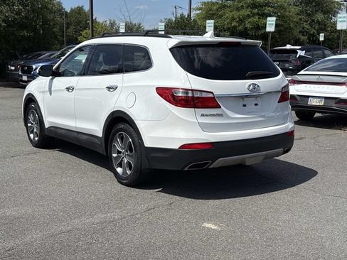 Used 2015 Hyundai Santa Fe GLS FWD image 4