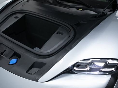 Certified 2024 Porsche Taycan GTS image 33