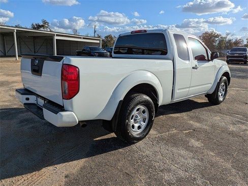 Used 2021 Nissan Frontier S image 4