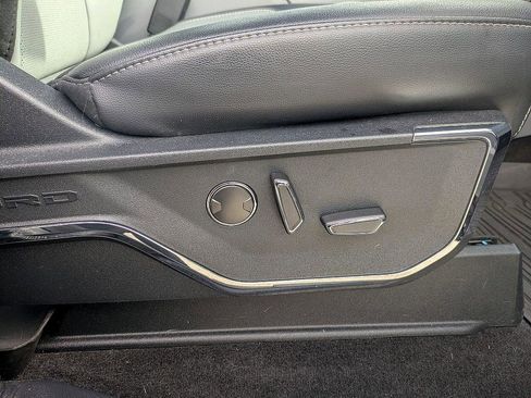 Used 2021 Ford F150 Lariat w/ Equipment Group 502A High image 29