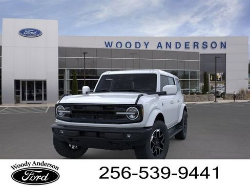 New 2025 Ford Bronco Outer Banks AWD/4WD image 2