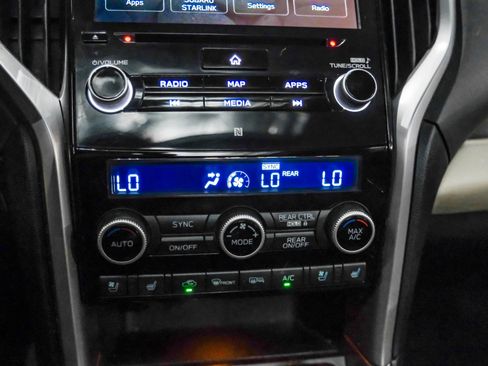 Used 2019 Subaru Ascent Touring w/ Popular Package #3 AWD/4WD image 25