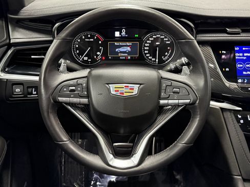 Used 2024 Cadillac XT6 Sport AWD/4WD image 19