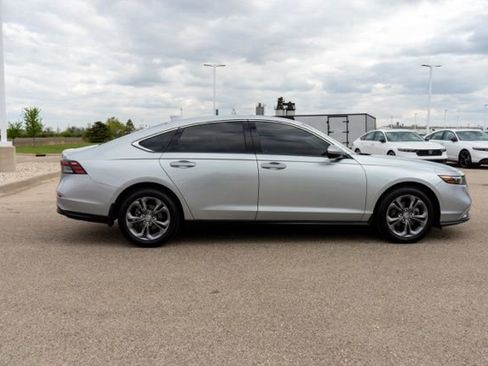 Used 2024 Honda Accord EX image 8