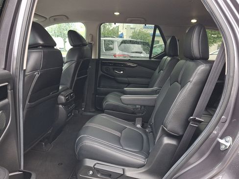 Used 2024 Honda Pilot EX-L image 10