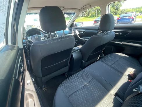 Used 2018 Nissan Altima 2.5 SV FWD image 36