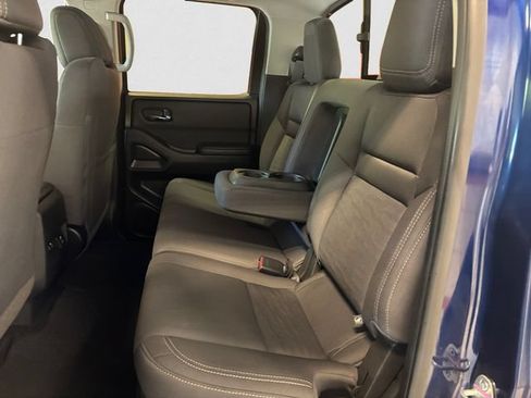 Used 2023 Nissan Frontier SV w/ SV Convenience Package AWD/4WD image 14