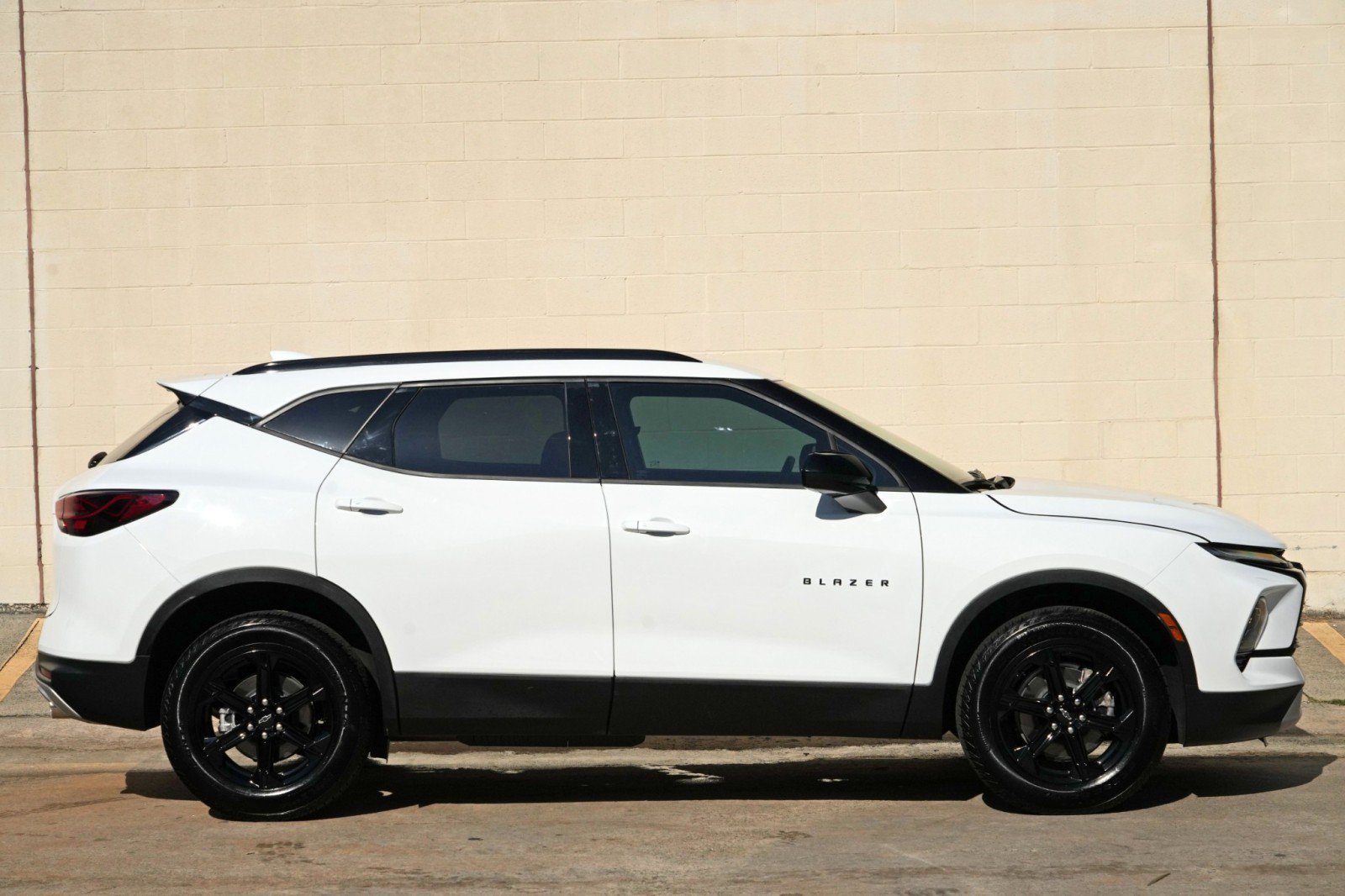 Used 2026 Chevrolet Blazer LT w/ Convenience Package FWD image 50