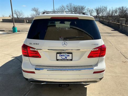 Used 2016 Mercedes-Benz GL 450 4MATIC image 4