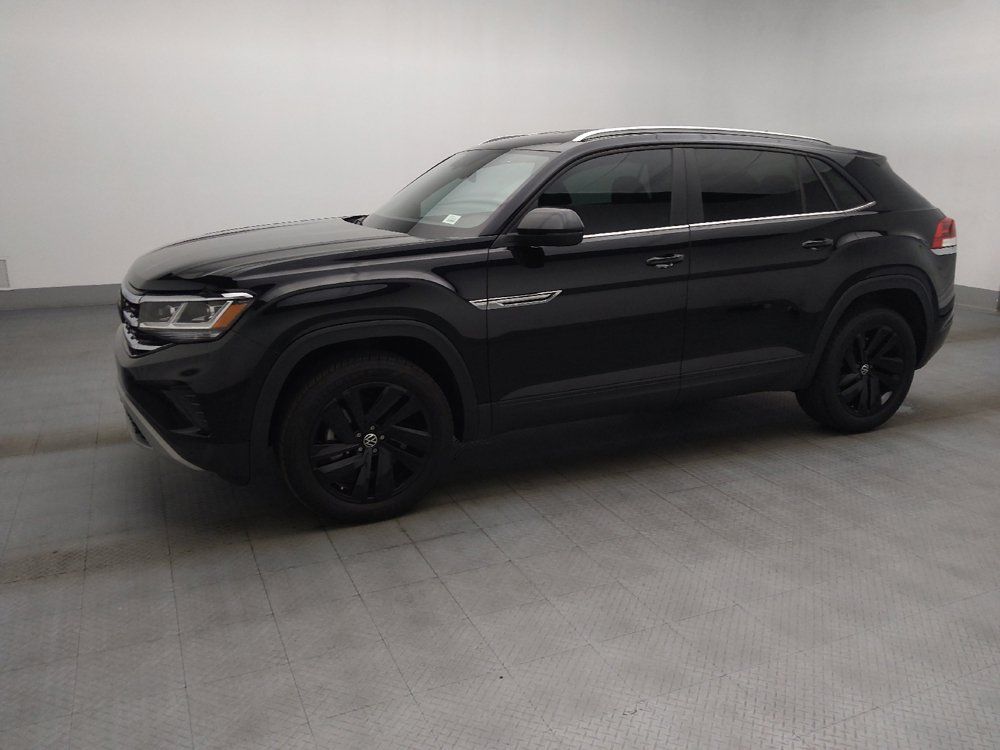 Used 2023 Volkswagen Atlas Cross Sport SE w/ Black Wheel Package FWD image 2