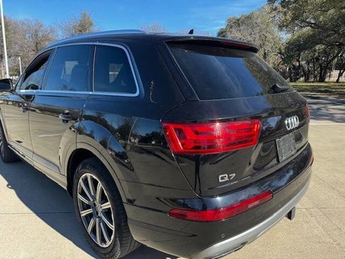 Used 2017 Audi Q7 3.0T Premium Plus image 17
