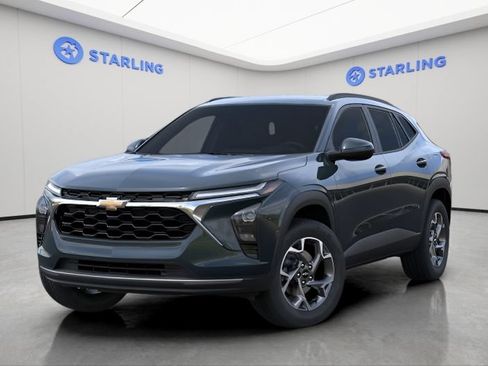 New 2026 Chevrolet Trax LT FWD image 8