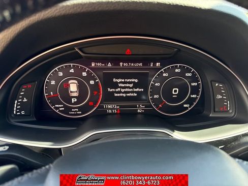 Used 2017 Audi Q7 3.0T Premium Plus w/ Premium Plus Package AWD/4WD image 16